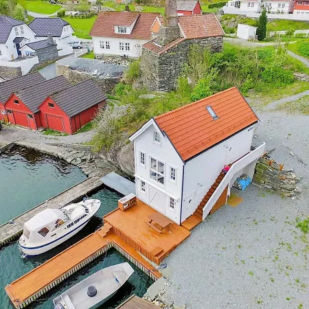 Holiday home Holiday Home Mosterhamn *