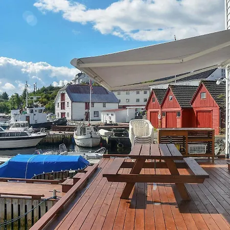 Holiday home Holiday Home Mosterhamn
