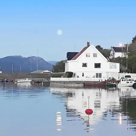 Σπίτι διακοπών Holiday Home Mosterhamn